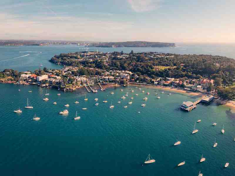 Stunning coastal views of Watsons Bay’s beaches.